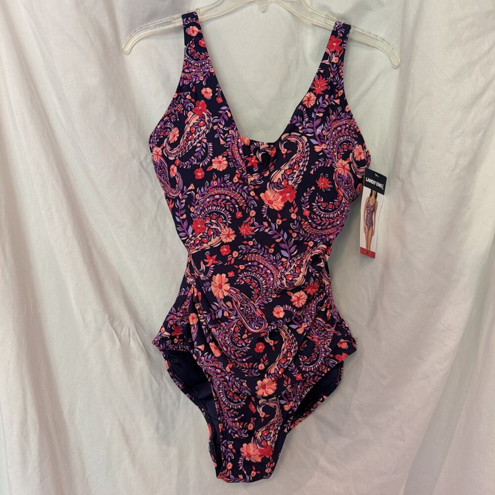 Lands End One Piece Swimsuit Women’s Medium Purple Floral Vacation Travel NEW